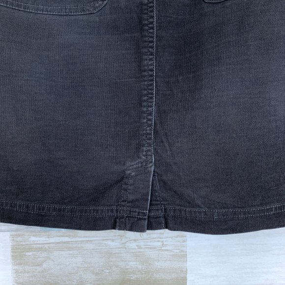 SOLD The North Face Corduroy Utility Skirt Gray - Picture 5 of 7